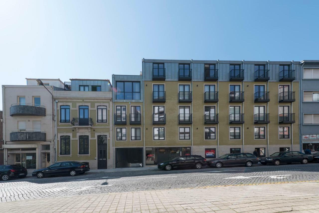 Lovelystay - Downtown Balcony Apartment With Free Parking OOporto Exteriör bild